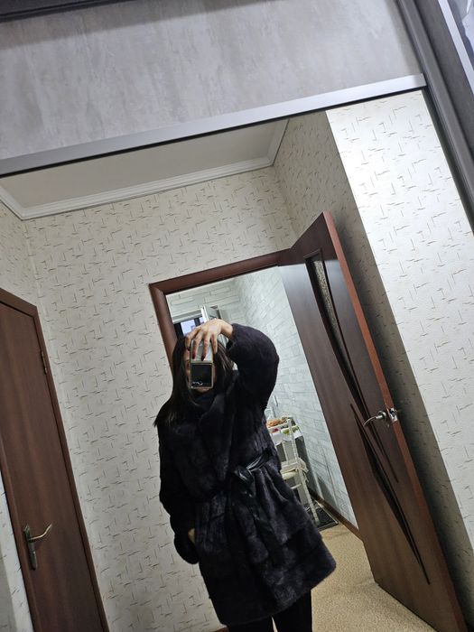 Продам норковую шубу