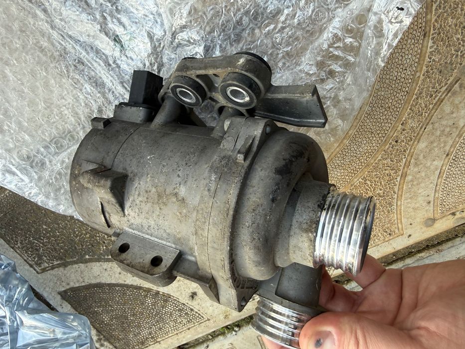 Водна помпа БМВ BMW N53