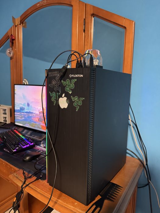 Se vinde pc complet sau separat