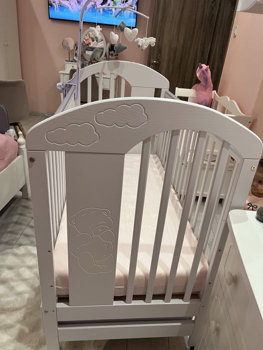 Кошара бяла с мече и матрак