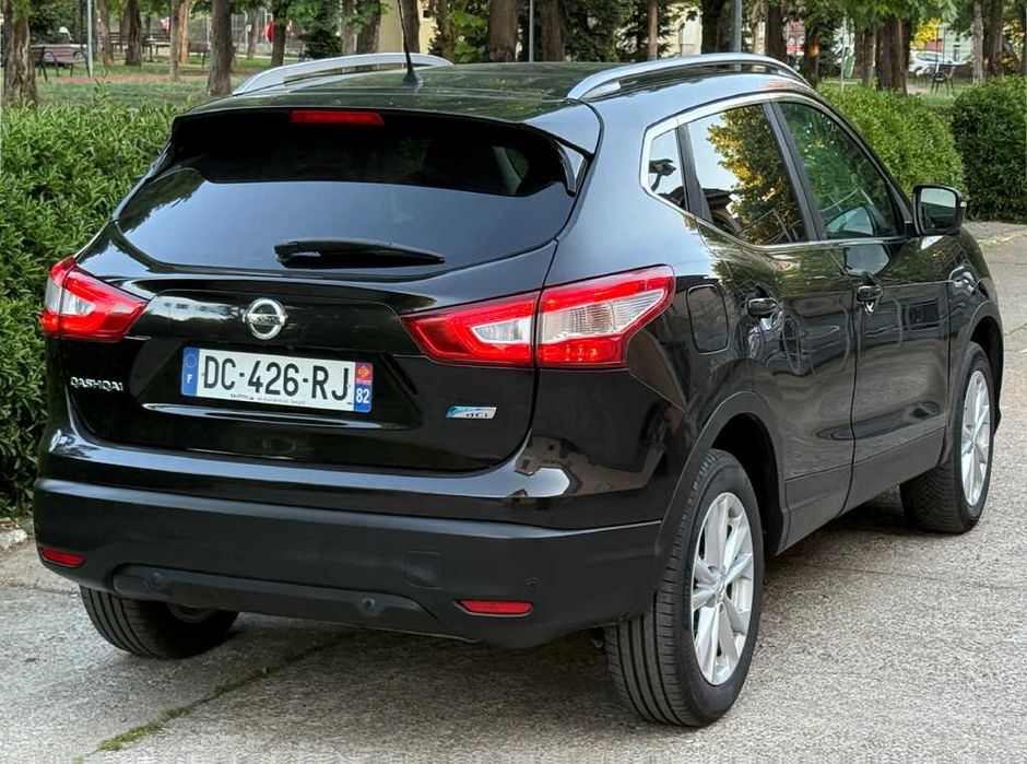 NISSAN QASHQAI 2015 TEKNA -1.6 Diesel 130 cp -EXTRA Dotari- Foarte ingrijita - PROPRIETAR