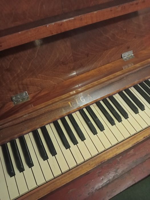Продам Пианино Riga