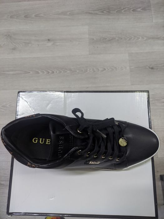 Ботинки Guess оригинал большемерки 41 размер