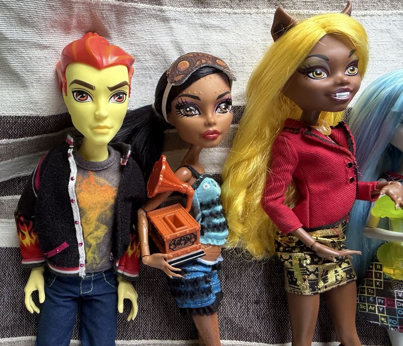 Кукли Monster high