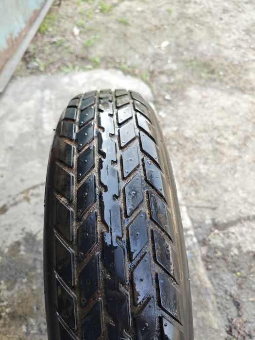 Колесо , докатка , запаска , таблетка .