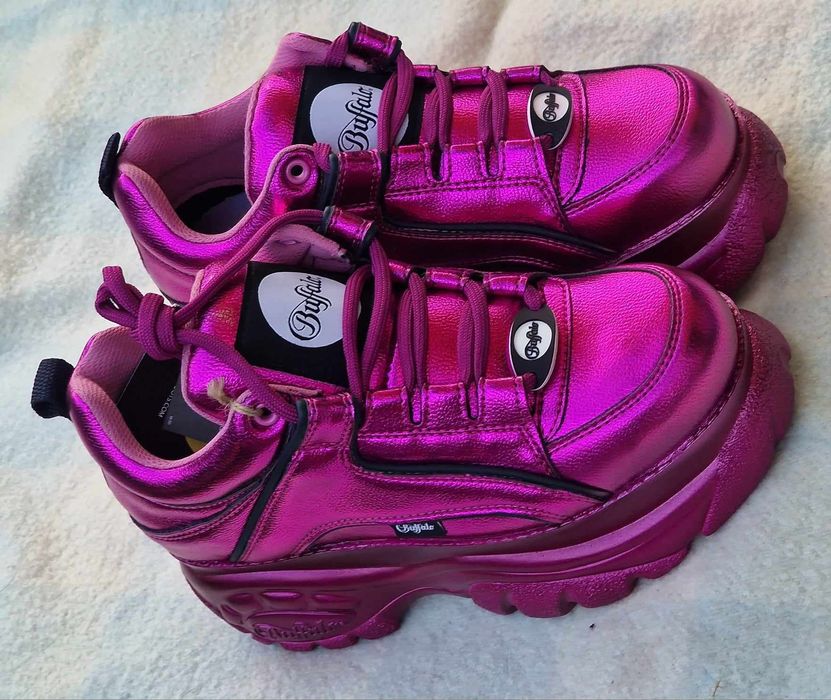 Buffalo Metallic Purple  оригинални дамски сникърси 37 номер