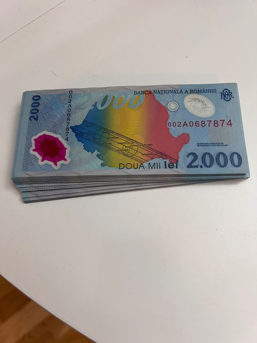 Set 100 bancnote 2000 lei eclipsa