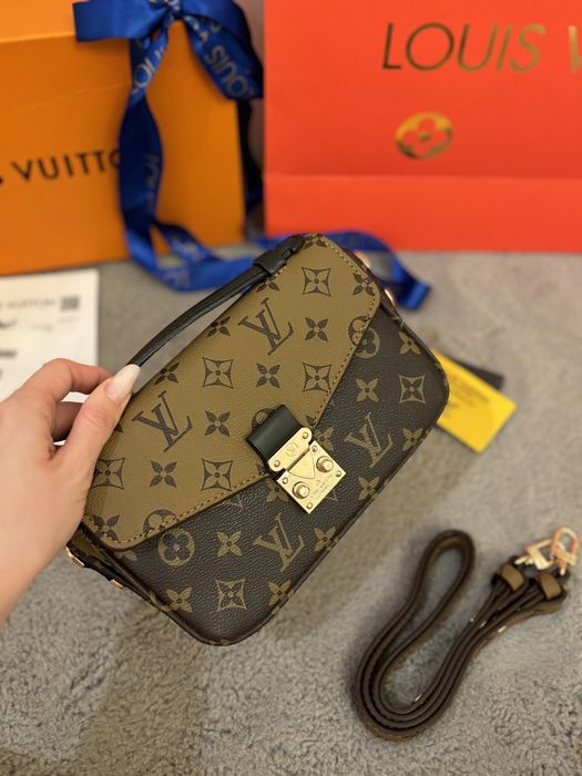 Geantă/Poșeta Louis Vuitton Pochette Metis Monogram 21x12x6cm