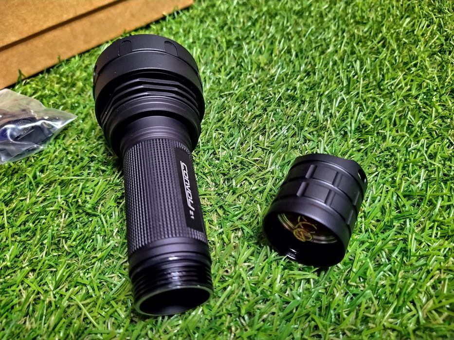 Convoy Z1 - Lanterna PROFESIONALA cu ZOOM cu Led SST40 / 5000K