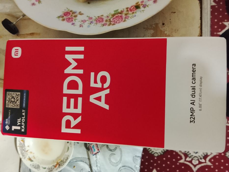 Телевизор новый продаю