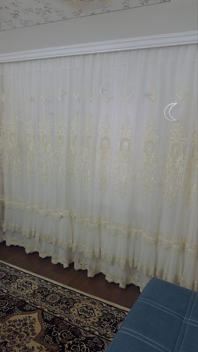 Парда сотилади эшик ойна пардаси камплект зашитник билан