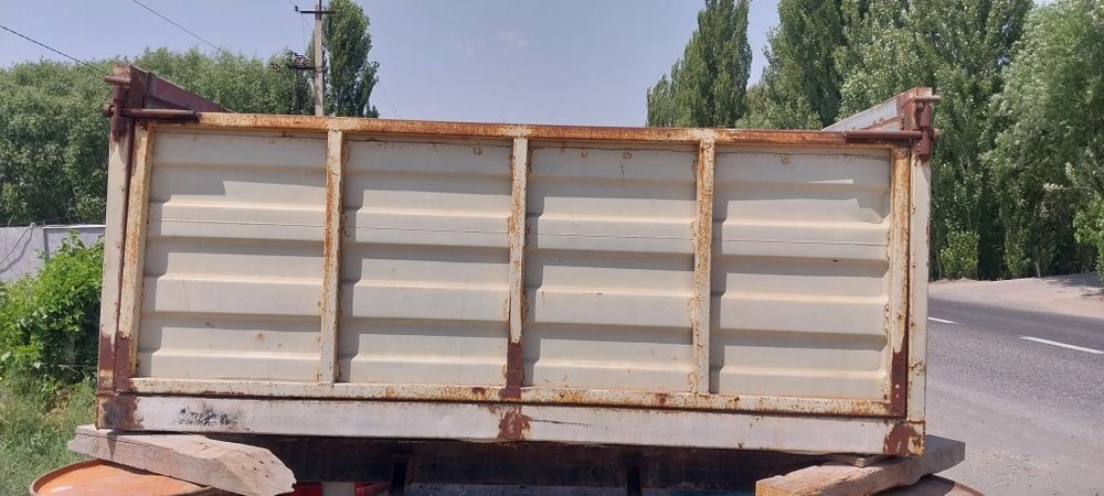 КУЗОВ ГАЗ 52 ГА сотилади.Холати яхши