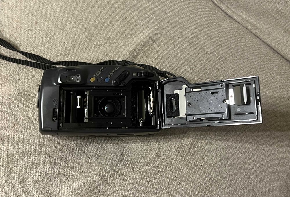 Aparat foto analog Pentax Zoom 105-R autofocus functional