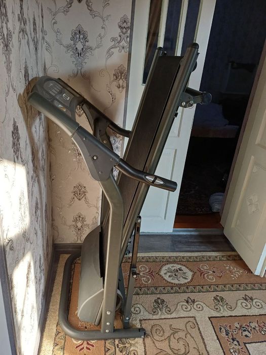 СРОЧНО ПРОДАЮ! Механический тренажёр, считает расстояния, скорость