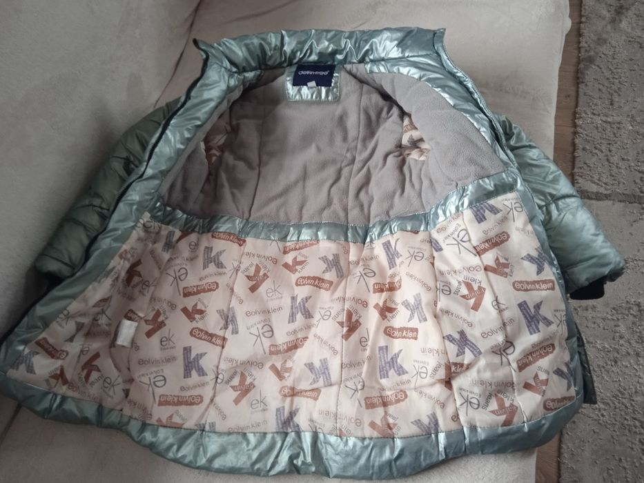 Куртка зимняя для девочки 5-6 лет