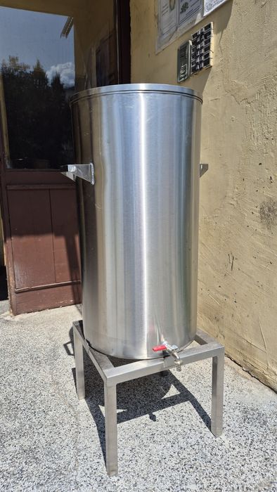 Нов съд 100 литра от неръждаема стомана