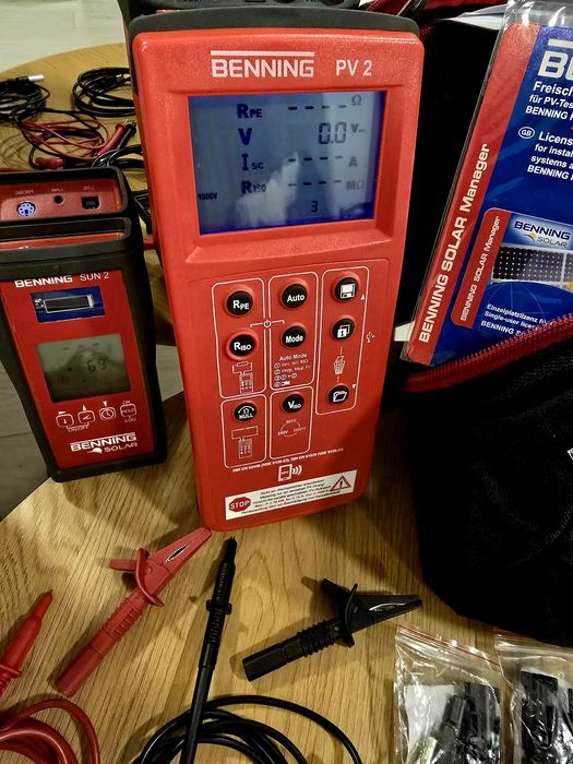 BENNING PV 2 + SUN 2 – Kit testare fotovoltaice complet, cu accesorii