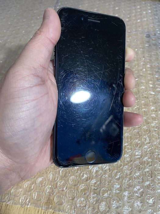 Iphone Se 2020 64gb akb 74