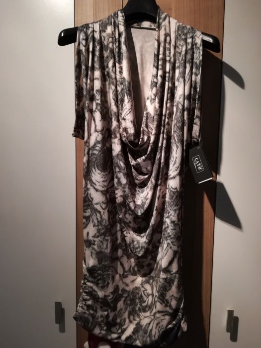 Vand rochie