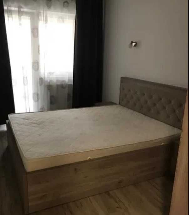 Дава се под наем Двустаен апартамент в Пловдив, Изгрев - 65 кв.м за 382.5 € - Снимка #1