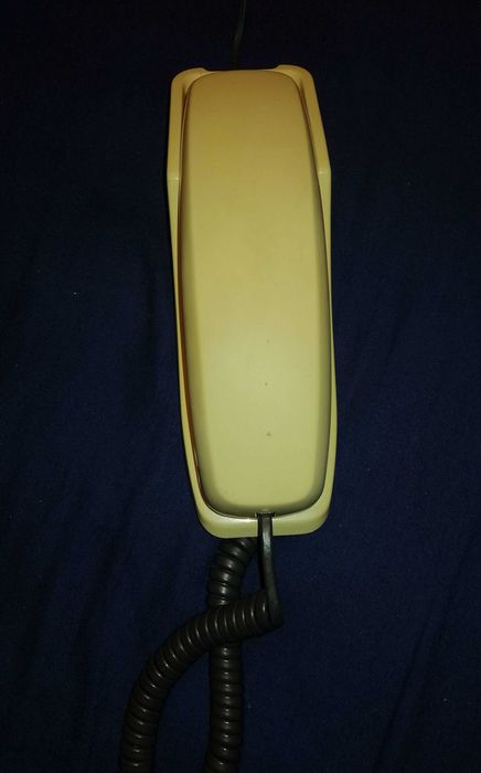 Домашен стационарен телефонен апарат