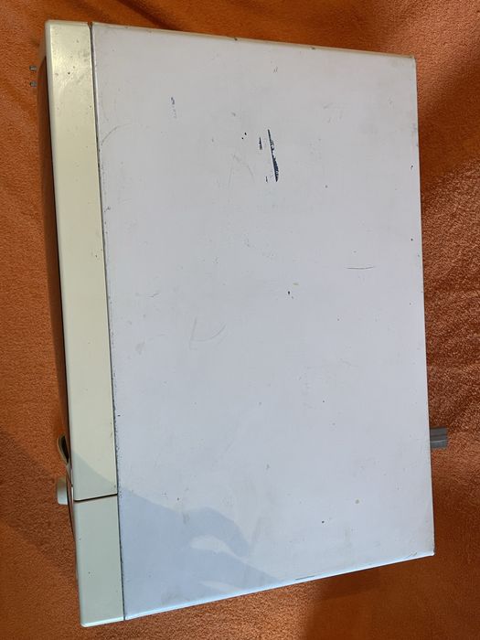 Микроволновка модель:M1774R