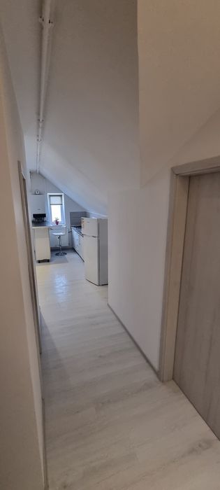Inchiriez apartament 2 camere Rasnov