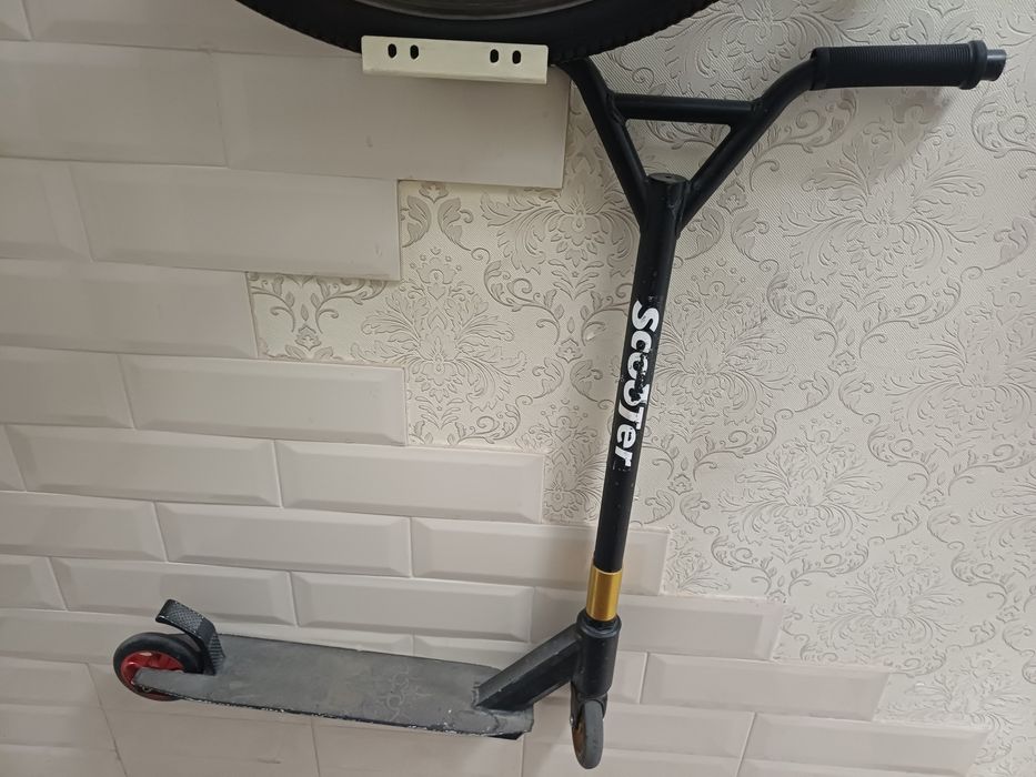 Продам трюковый самокат