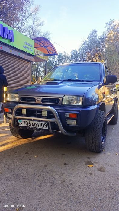 Ниссан Террано 2