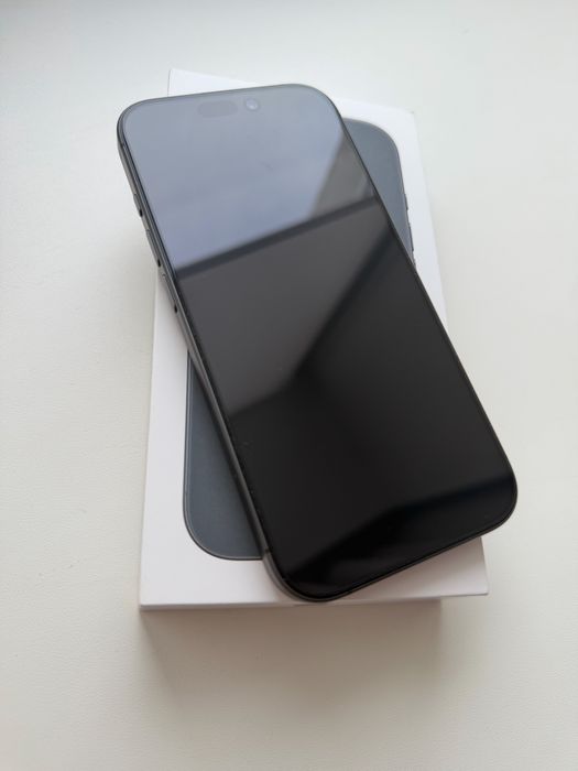 Продам iPhone 17 (256гб)