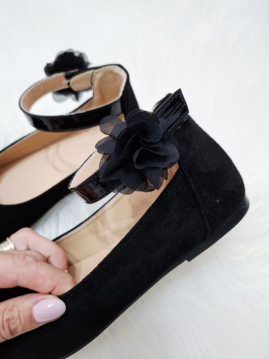 Balerini noi sunt nr 36 ,dar corespunde cu 34(21 cm interior)