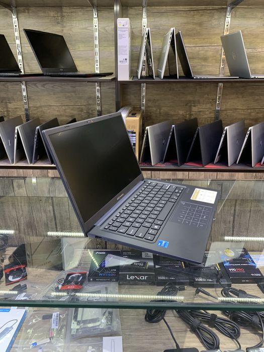 Asus Vivobook 14.0