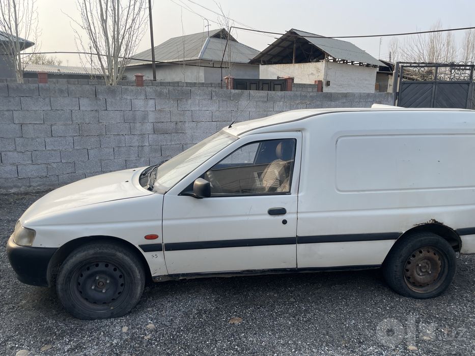 Ford escord 1996yil