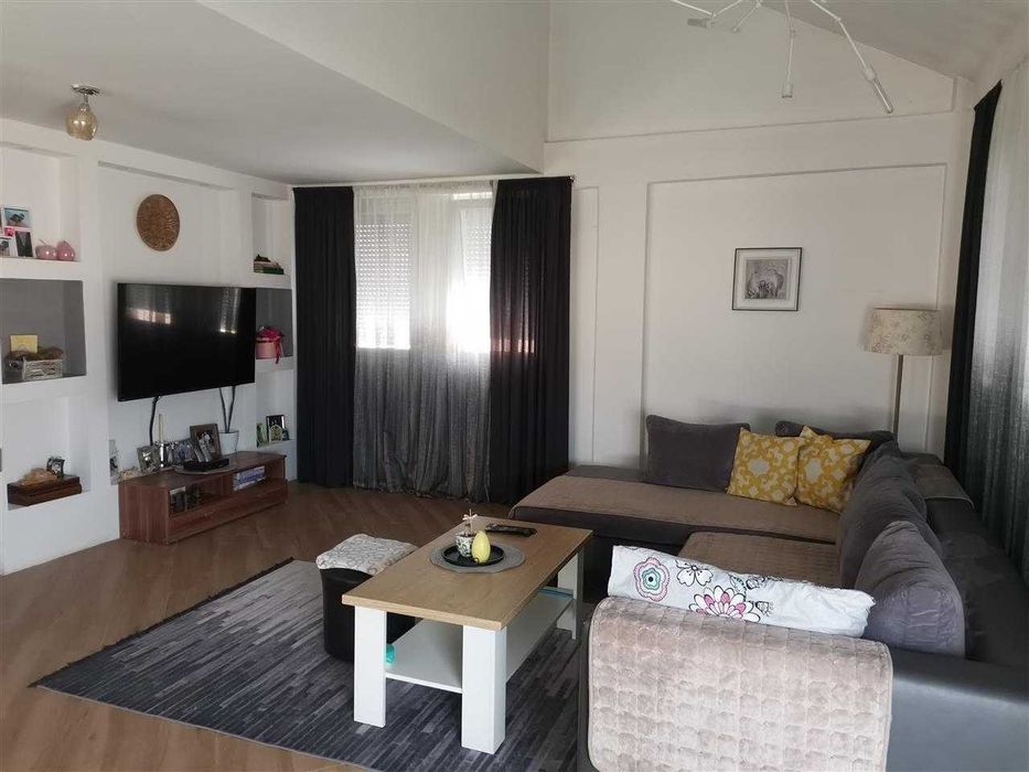 Дава се под наем Тристаен апартамент в Пловдив, Остромила - 82 кв.м за 270.3 € - Снимка #5