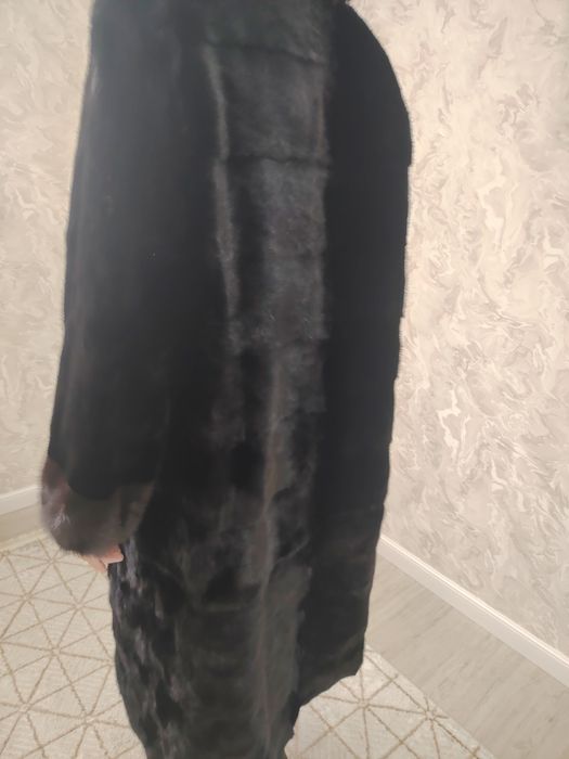 Шуба 56-58 р. р.