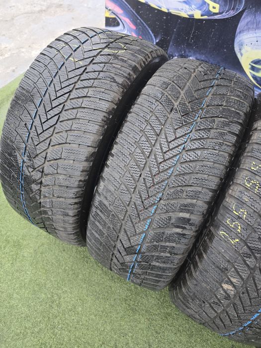 255.50.19 bridgestone m+s 250 lei bucata