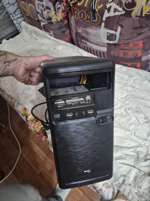 Корпус для ПК aerocool