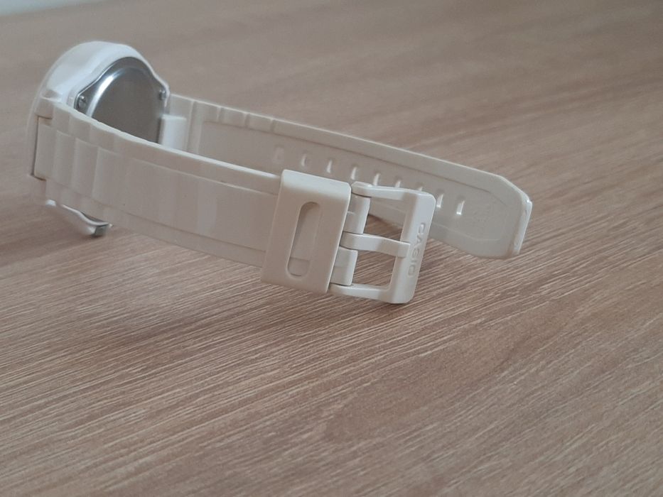 Ceas Damă Casio LX-500H – Alb cu Cristale Roz – Original
