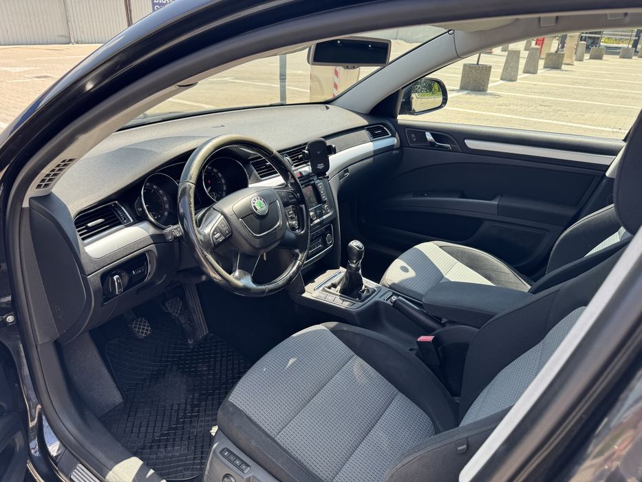 Vand Skoda Superb 2013