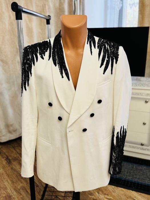 Sacou impecabil de lux.