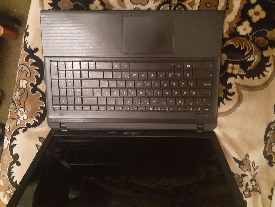 Ноутбук на запчасти 6000тн.