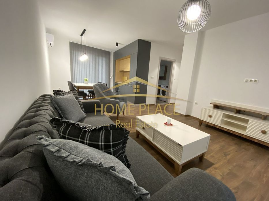 Дава се под наем Тристаен апартамент в Варна, Център - 75 кв.м за 816 € - Снимка #6