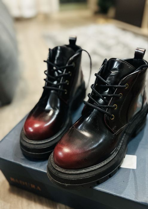 Дамски боти Badura