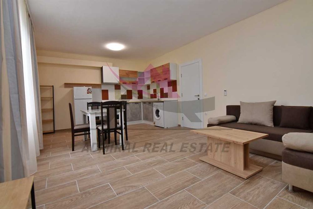 Дава се под наем Двустаен апартамент в Варна, Бриз - 60 кв.м за 368.73 € - Снимка #3