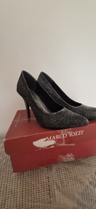 Pantofi argintii marimea 38