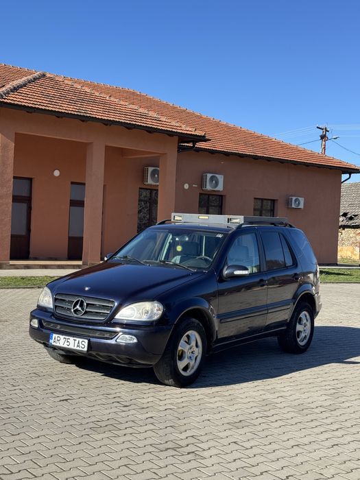 Mercedes ML 270 W163 AUTOUTILITARA 3,5t carlig