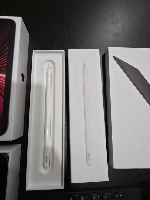 Tableta APPLE iPad Pro 11' M1 3rd Gen (2021), 128GB, Wi-Fi, Space Grey + Magic Keyboard + Apple Pencil
