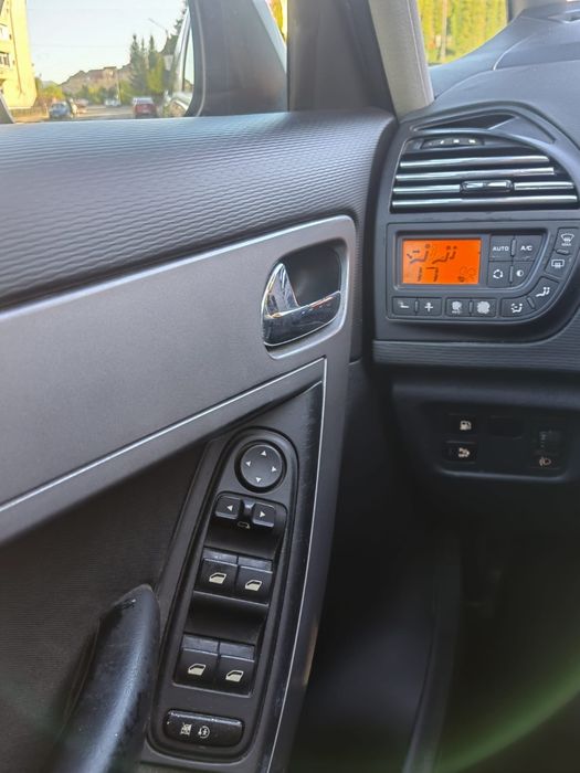 Vând Citroen C4 Picasso 2010 1.6 Hdi. 316000 km