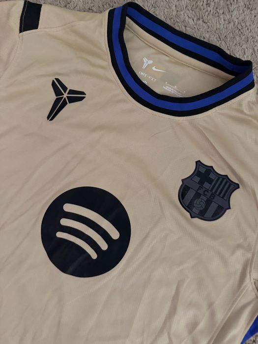 Tricou raphinia barcelona