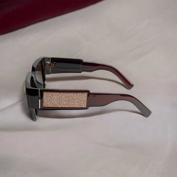 Дамски слънчеви очила - различни видове